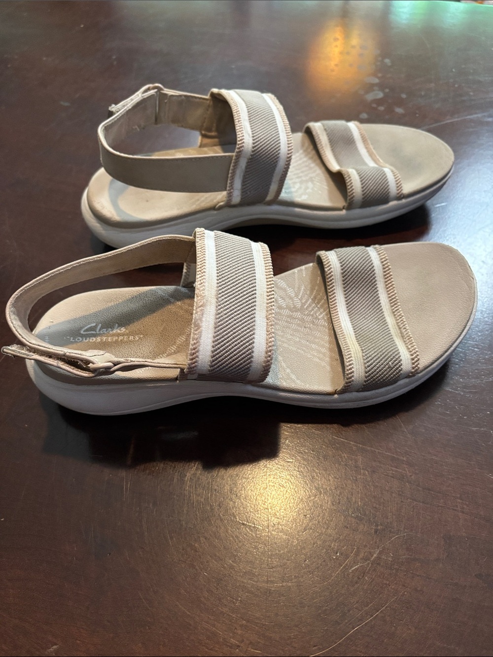 Clarks Cloudsteppers Taupe Elastic Strap Velcro Sandals